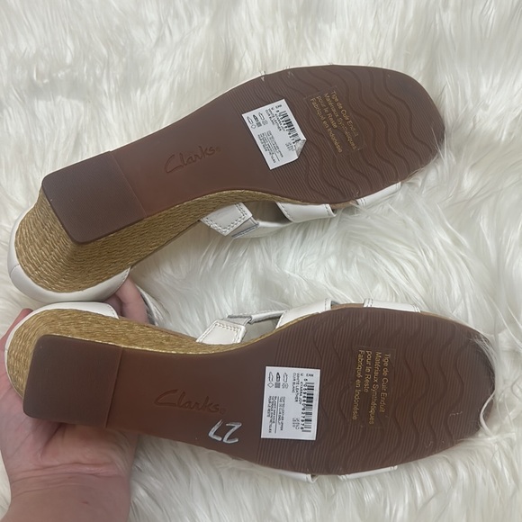 NWT Clarks Collection Ultimate Comfort Kyarra Joy White Leather Wedge Sandals - Picture 7 of 11